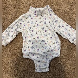 Vintage My Pal Birdhouse & Flower Turtleneck Onesie. 12m